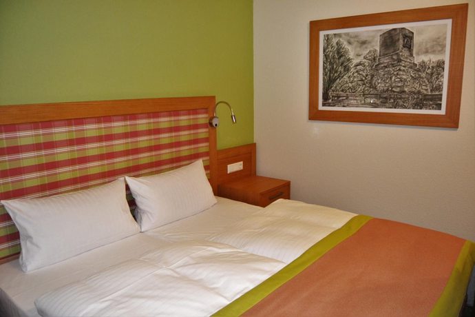 Imagen de la habitación del Hotel and Restaurant Waldcafe Hettstedt. Foto 12