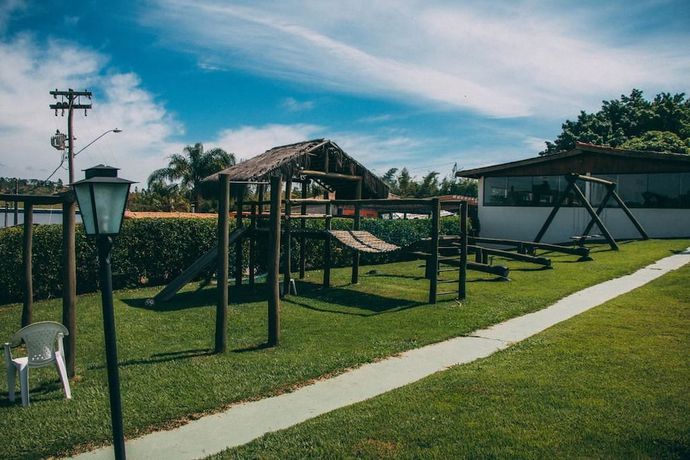 Imagen de los exteriores del Hotel and Restaurante Parque D\'anape. Foto 13