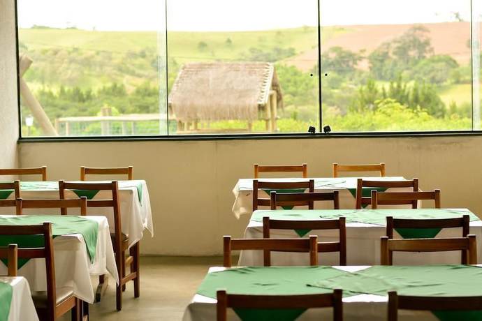 Imagen del bar/restaurante del Hotel and Restaurante Parque D\'anape. Foto 7