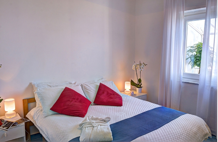 Imagen de la habitación del Hotel and Serviced Residence Gocce Di Capri Sorrento Coast. Foto 7