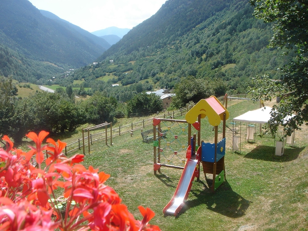 Imagen de los exteriores del Hotel and Spa Bringué. Foto 9