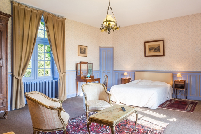 Imagen de la habitación del Hotel and Spa Ch&acirc;teau De La C&ocirc;te - Brant&ocirc;me. Foto 4