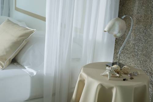 Imagen de la habitación del Hotel and Spa Des P&ecirc;cheurs. Foto 14