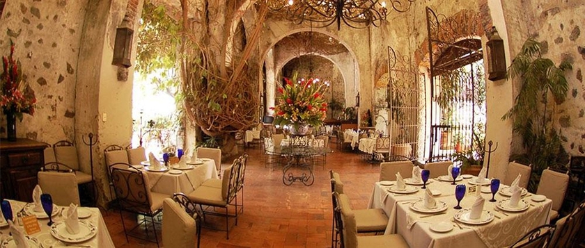 Imagen del bar/restaurante del Hotel and Spa Hacienda De Cortes. Foto 4