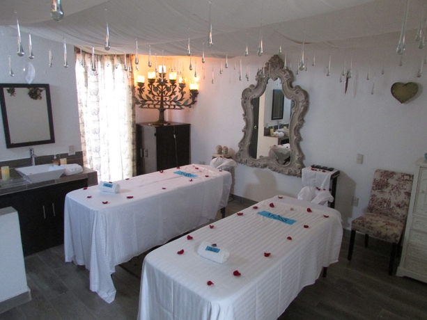 Imagen de los interiores del Hotel and Spa La Mansi&oacute;n Del Burro Azul. Foto 12