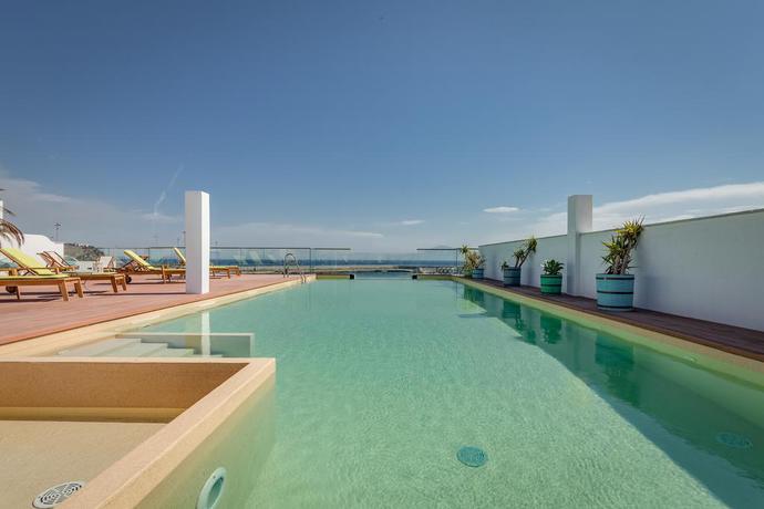 Imagen de la piscina del Hotel and Spa La Residencia Puerto. Foto 20