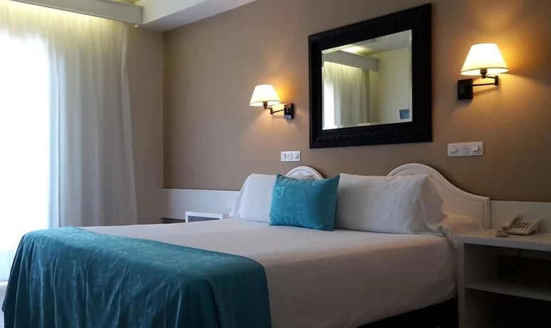 Imagen de la habitación del Hotel and Spa La Terrassa. Foto 2