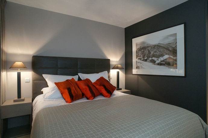 Imagen de la habitación del Hotel and Spa L'alta Peyra. Foto 7