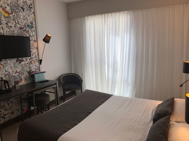 Imagen de la habitación del Hotel and Spa Les Roches Noires. Foto 3