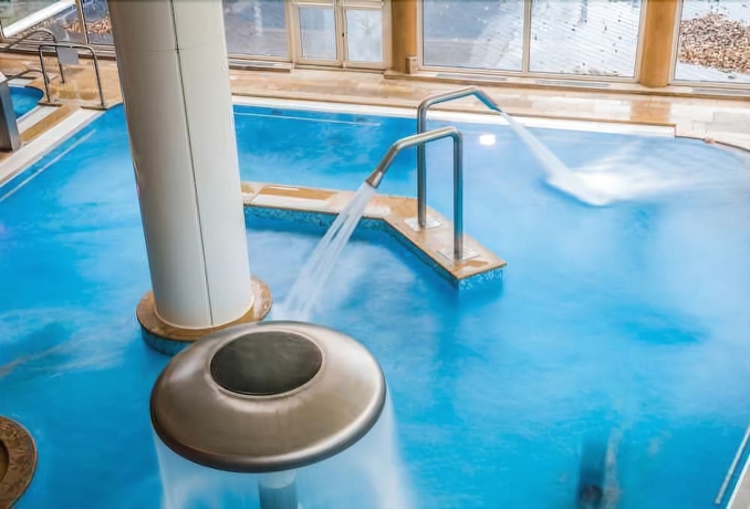 Imagen de la piscina del Hotel and Spa Marina D'adelphia. Foto 18