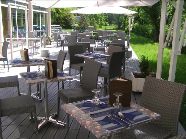 Imagen del bar/restaurante del Hotel and Spa Marina D'adelphia. Foto 3