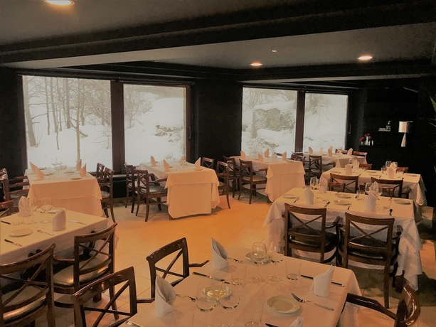 Imagen del bar/restaurante del Hotel and Spa Niunit. Foto 4