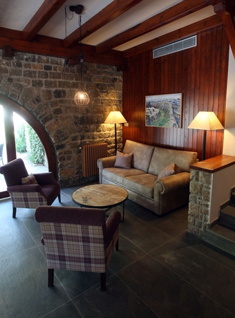 Imagen de los interiores del Hotel and Spa Real Villa Anayet. Foto 19