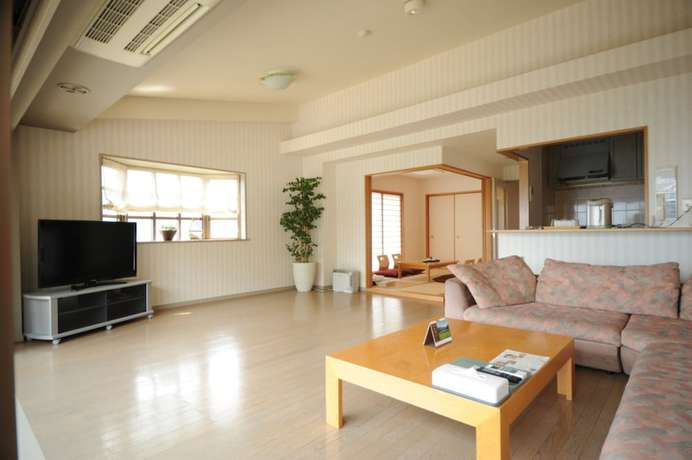 Imagen de la habitación del Hotel and Spa Resort La Vista Izusan. Foto 16