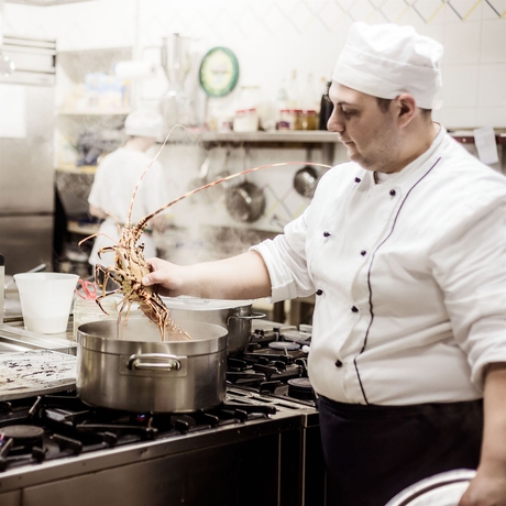 Imagen del bar/restaurante del Hotel and Spa Riviera Castelsardo. Foto 2