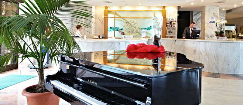 Imagen de los interiores del Hotel and Spa S'entrador Playa. Foto 15