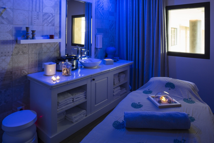 Imagen de la piscina del Hotel and Spa - Thalazur Arcachon. Foto 14