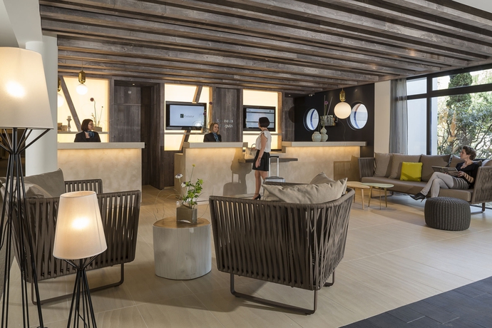 Imagen de los interiores del Hotel and Spa - Thalazur Arcachon. Foto 11