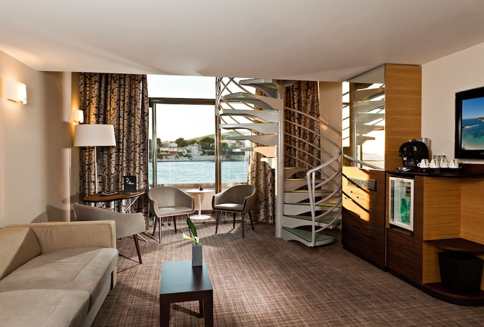 Imagen de la habitación del Hotel and Spa - Thalazur Bandol Ile Rousse. Foto 3