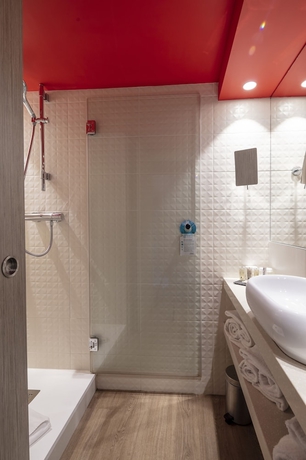 Imagen de la habitación del Hotel and Spa - Thalazur Carnac. Foto 14