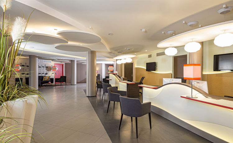 Imagen del bar/restaurante del Hotel and Spa - Thalazur Port Camargue. Foto 5