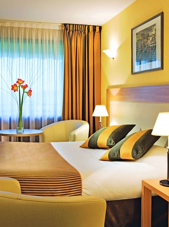 Imagen de la habitación del Hotel and Spa Vacances Bleues Villa Marlioz. Foto 5