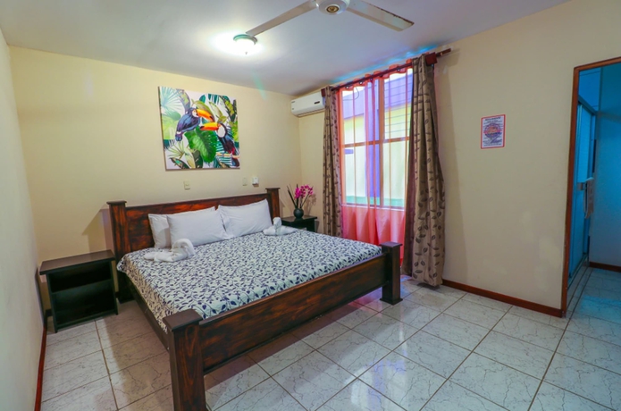 Imagen de la habitación del Hotel and Sport Bar Oz. Foto 15