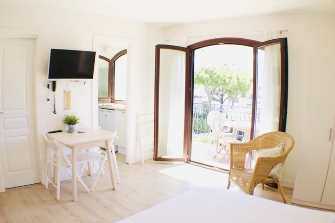 Imagen de la habitación del Hotel and Studios Astor. Foto 18