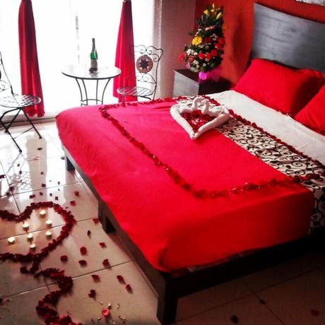 Imagen general del Hotel and Suites Cerro Rojo. Foto 1