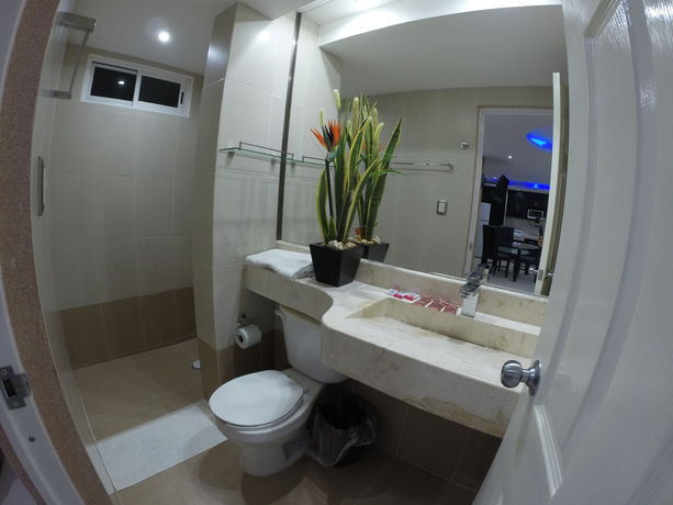 Imagen de la habitación del Hotel and Suites Country. Foto 12