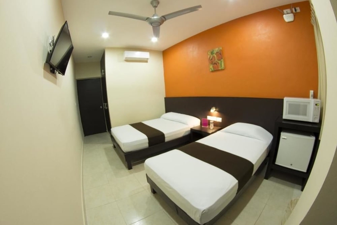 Imagen de la habitación del Hotel and Suites Domani. Foto 4