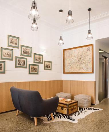 Imagen de los interiores del Hotel and Suites Helzear Etoile. Foto 9