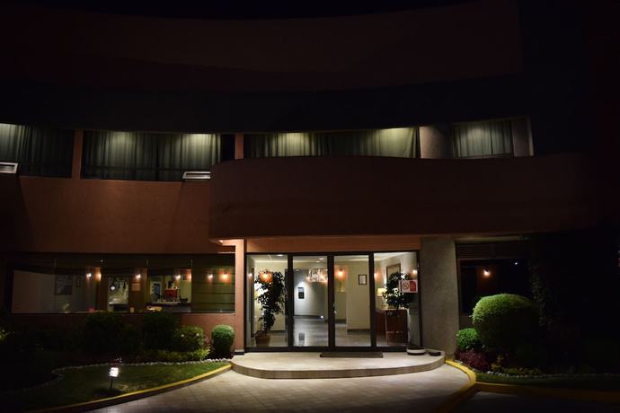 Imagen general del Hotel and Suites La Marquesa. Foto 1