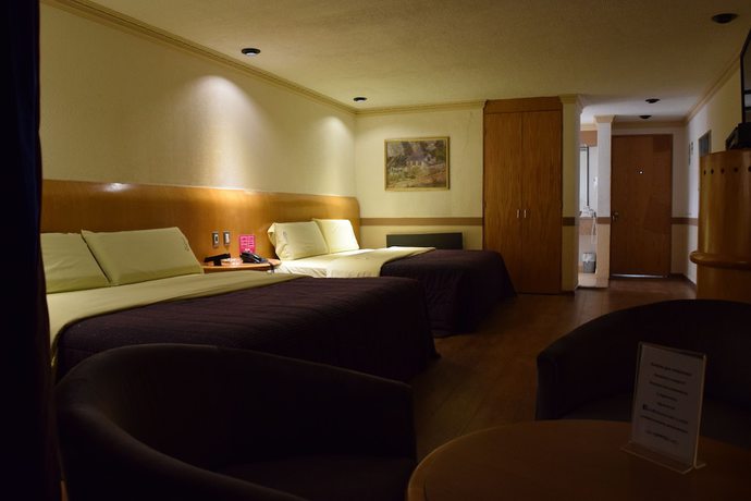 Imagen de la habitación del Hotel and Suites La Marquesa. Foto 14