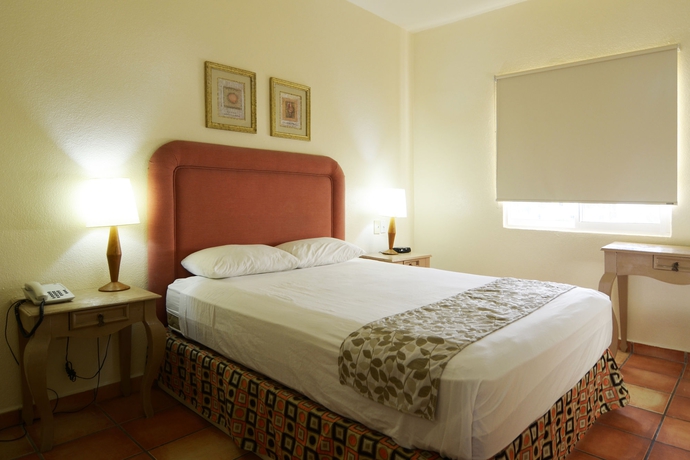 Imagen de la habitación del Hotel and Suites Las Palmas. Foto 10