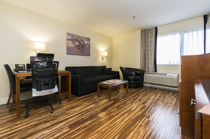 Imagen de la habitación del Hotel and Suites Le Dauphin Quebec. Foto 16