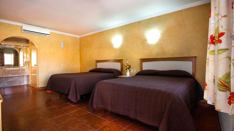 Imagen de la habitación del Hotel and Suites Marrod. Foto 2