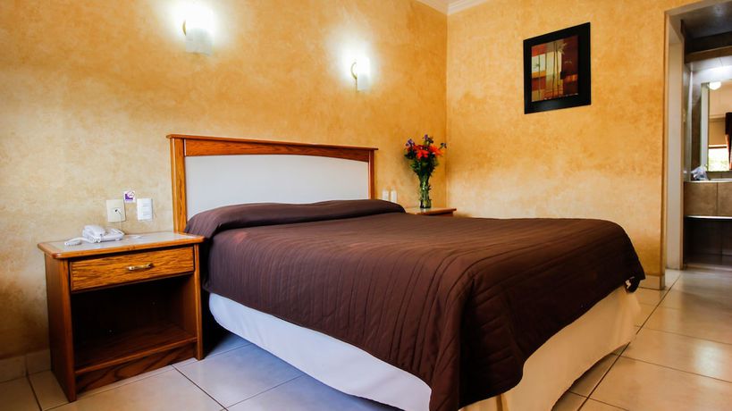 Imagen de la habitación del Hotel and Suites Marrod. Foto 9