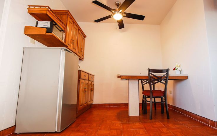 Imagen de la habitación del Hotel and Suites Marrod. Foto 13
