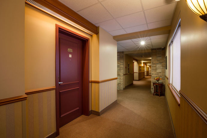 Imagen de los interiores del Hotel and Suites Normandin L&eacute;vis. Foto 14