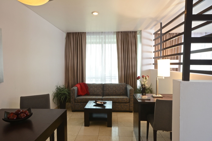 Imagen de los interiores del Hotel and Suites Pf. Foto 12