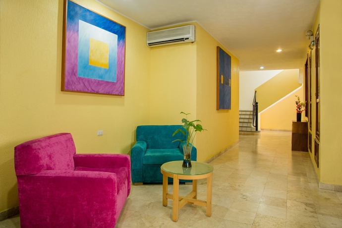 Imagen de los interiores del Hotel and Suites Real Del Lago. Foto 18