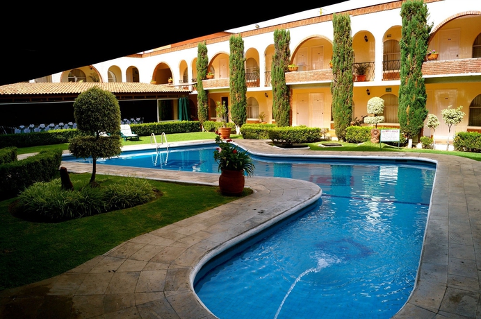 Imagen de los interiores del Hotel and Suites Villa Del Sol. Foto 7