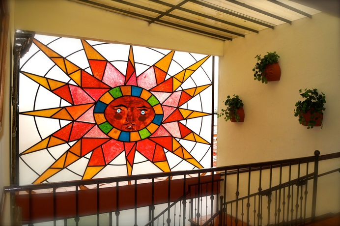 Imagen de los interiores del Hotel and Suites Villa Del Sol. Foto 14