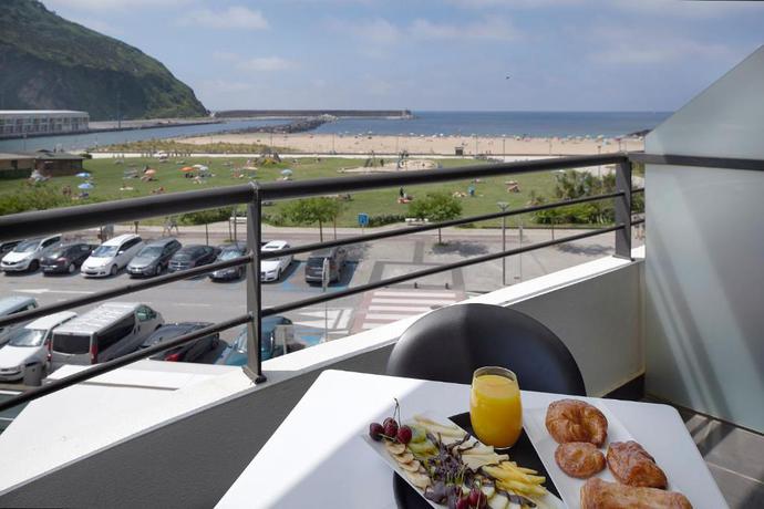 Imagen general del Hotel and Thalasso Villa Antilla. Foto 9