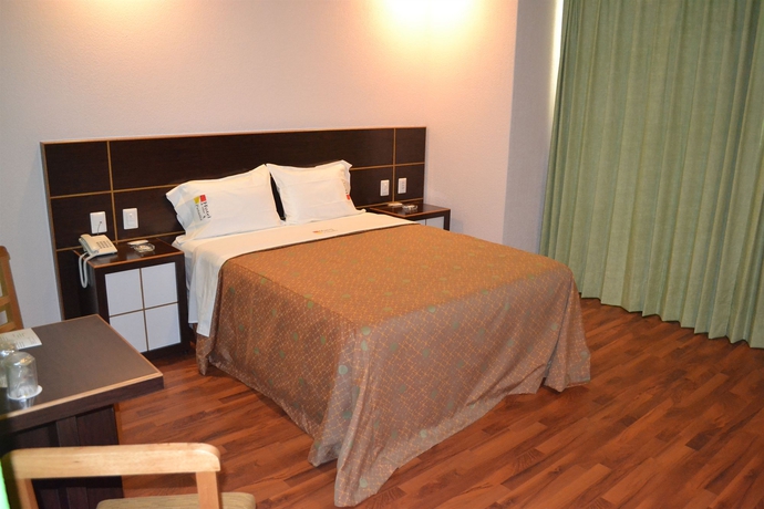 Imagen de la habitación del Hotel and Villas Panam&aacute;. Foto 12