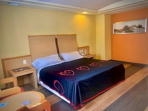 Imagen de la habitación del Hotel and Villas Plaza del Rey - Solo Adultos. Foto 16