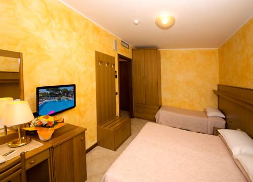 Imagen de la habitación del Hotel and Wellness Fra I Pini. Foto 3