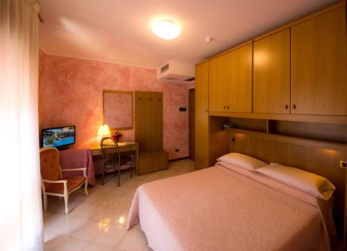 Imagen de la habitación del Hotel and Wellness Fra I Pini. Foto 4