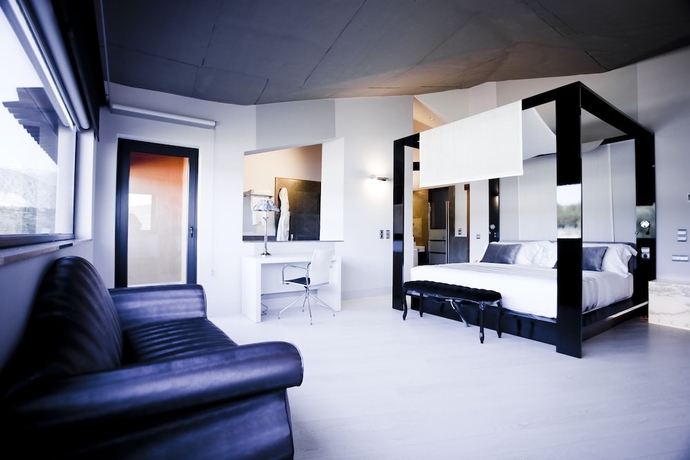 Imagen de la habitación del Hotel and Winery Señorío De Nevada. Foto 8